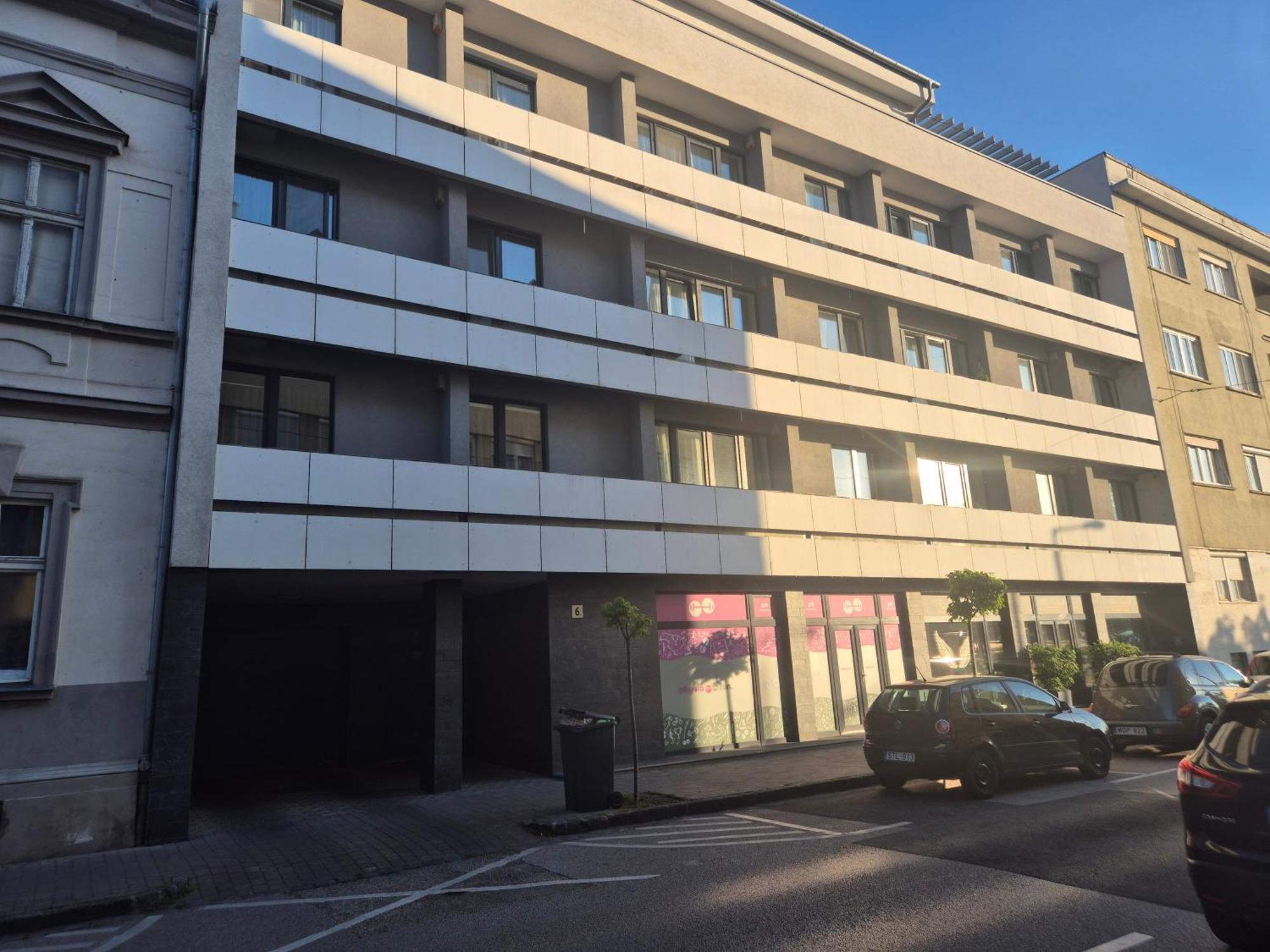 Sunshine Apartman With Free Parking Gyor Luaran gambar